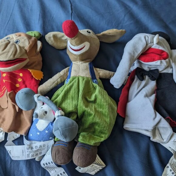 IKEA KLAPPAR CIRKUS Lot 4 Items New with tags 2 Puppets 2 Plushies - Picture 1 of 8